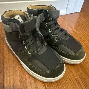Mayoral Boys High Top Sneakers – Size EU 28 (US 11) – Black/Olive